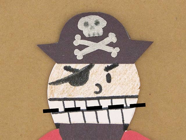 Clothespin-Pirate-Puppet-Crayola-CIY_Visual-Step-6