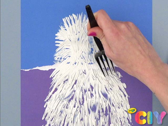 Crayola CIY_Polar Bear Fork Painting_Step 04