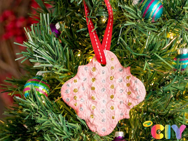 Holiday DIY Clay Ornaments Craft, Crafts, , Crayola CIY, DIY  Crafts for Kids and Adults