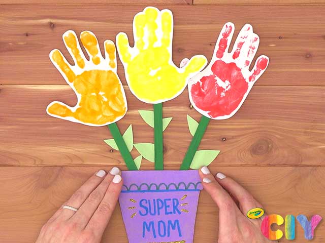 Mothers-Day-Handprint-Flowers_Step-11