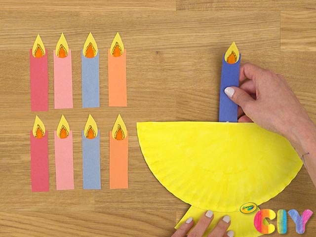 Paper-Plate-Menorah-Crayola-CIY_Visual-Step-9