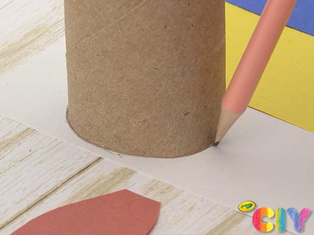 Paper-Towel-Roll-Eagle-Crayola-CIY_Visual-Step-4
