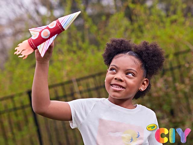Paper Towel Roll Rocket Ship for Kids, Craft, , Crayola CIY,  DIY Crafts for Kids and Adults