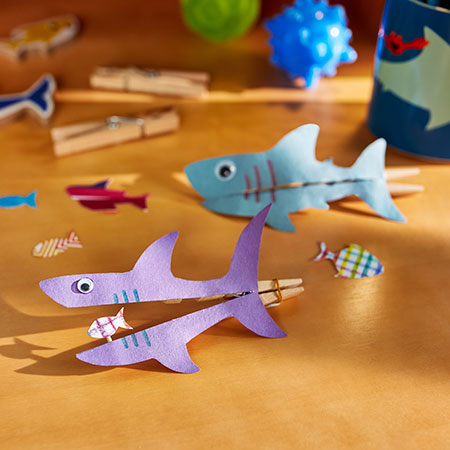 Chomping-Shark-Puppet-Product-Card