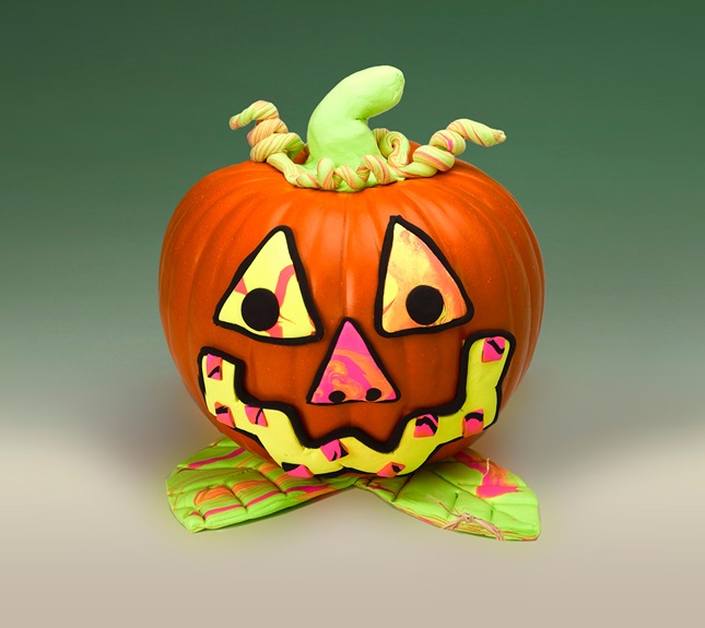 Silly Pumpkin Centerpiece Craft | crayola.com