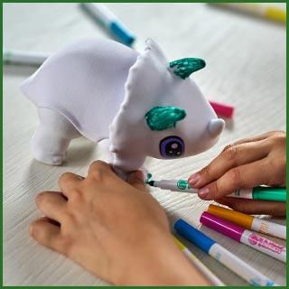 Jumbo pets have more room for more decorations!