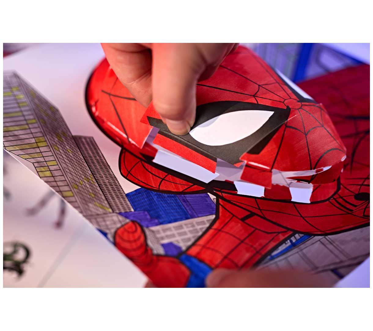 POPS 3D activity set  spiderman.Close up of assembly.