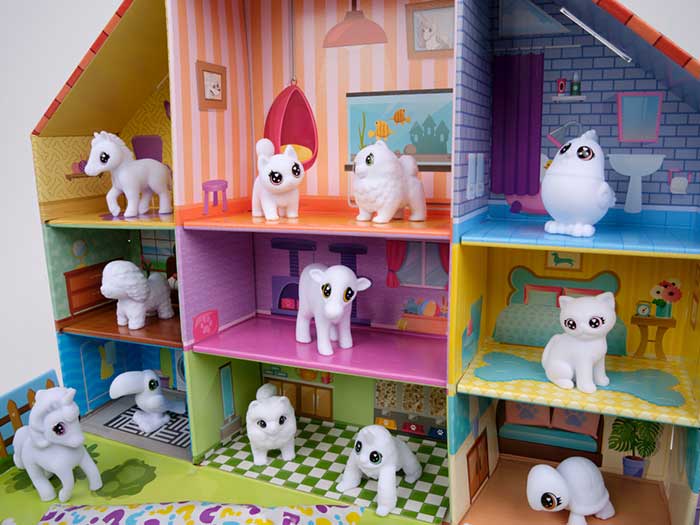 Scribble Scrubbie Ultimate Friendship Collection. Scribble Scrubbie pets in display house.